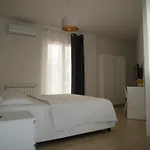 Le Tre Scimmiette Chic Appartement *