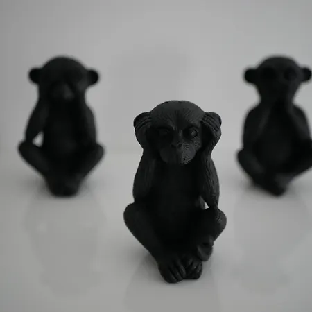 Le Tre Scimmiette Chic *