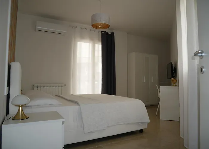 Le Tre Scimmiette Chic Apartment *
